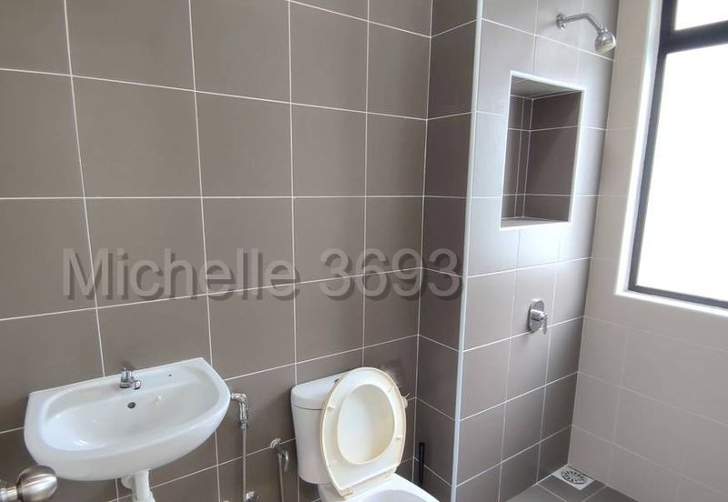 Scarlet @ Bandar Rimbayu