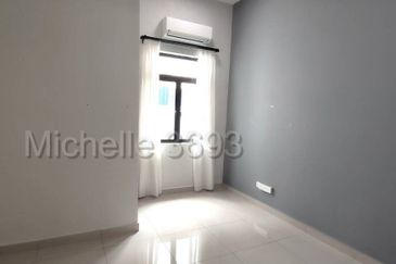 Scarlet @ Bandar Rimbayu