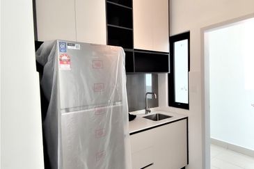 Amber Residence @ twentyfive.7