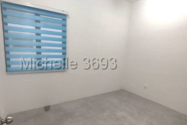 Halaman 11 @ Bandar Rimbayu ( Walk up Apartment) - 2nd floor 