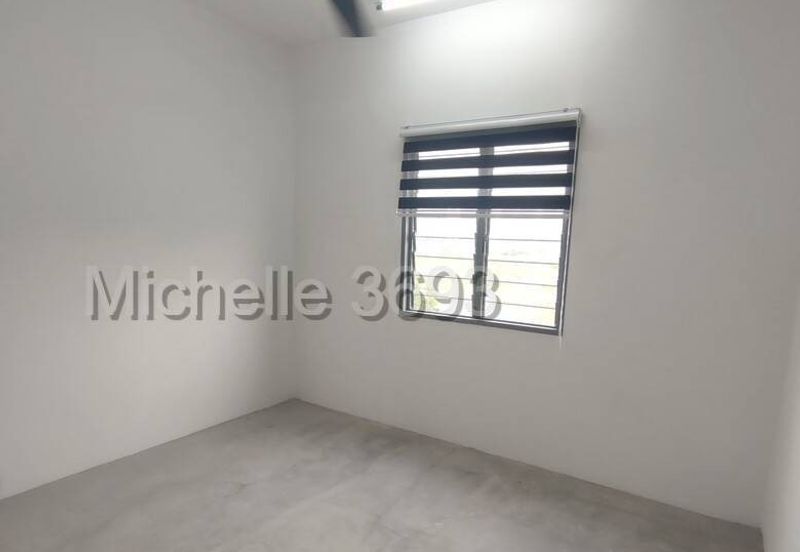 Halaman 11 @ Bandar Rimbayu ( Walk up Apartment) - 2nd floor 