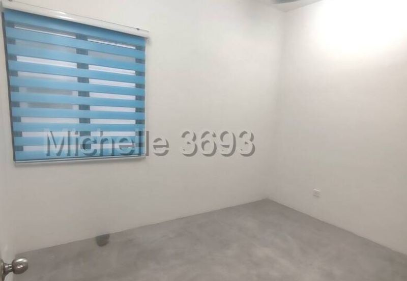 Halaman 11 @ Bandar Rimbayu ( Walk up Apartment) - 2nd floor 