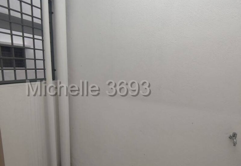 Halaman 11 @ Bandar Rimbayu ( Walk up Apartment) - 2nd floor 