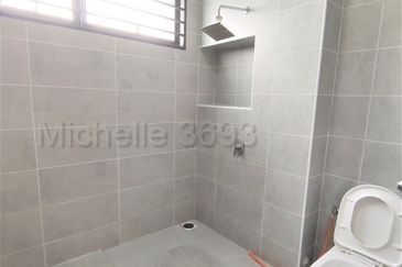 Scarlet @ Bandar Rimbayu