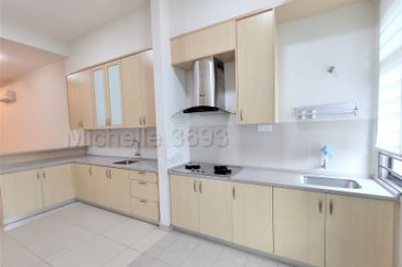 Scarlet @ Bandar Rimbayu