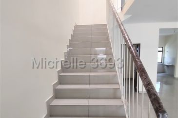 Scarlet @ Bandar Rimbayu