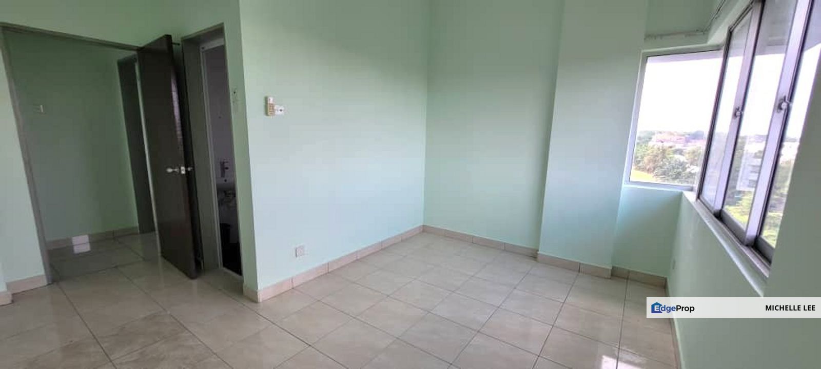 Lagoon Suites Condo @ Kota Kemuning - Partly Furnished 900sf RM1400/mth, Selangor, Kota Kemuning