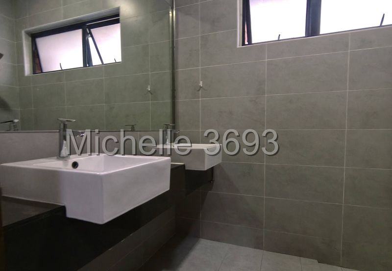 Scarlet @ Bandar Rimbayu