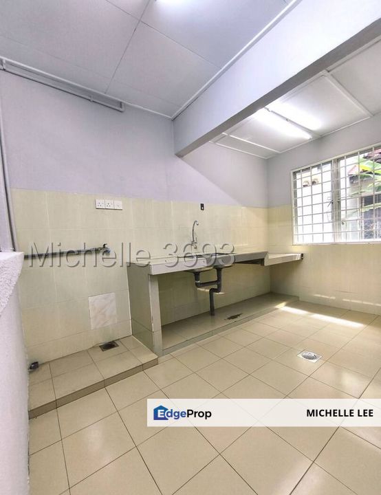 2 Storey House @ Kota Kemuning , Bukit Rimau , Shah Alam - Kitchen Cabinet, Newly Painted, Selangor, Shah Alam