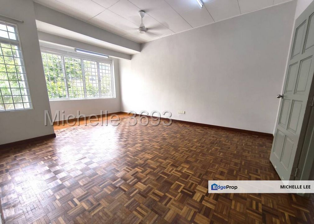 2 Storey House @ Kota Kemuning , Bukit Rimau , Shah Alam - Kitchen Cabinet, Newly Painted, Selangor, Shah Alam