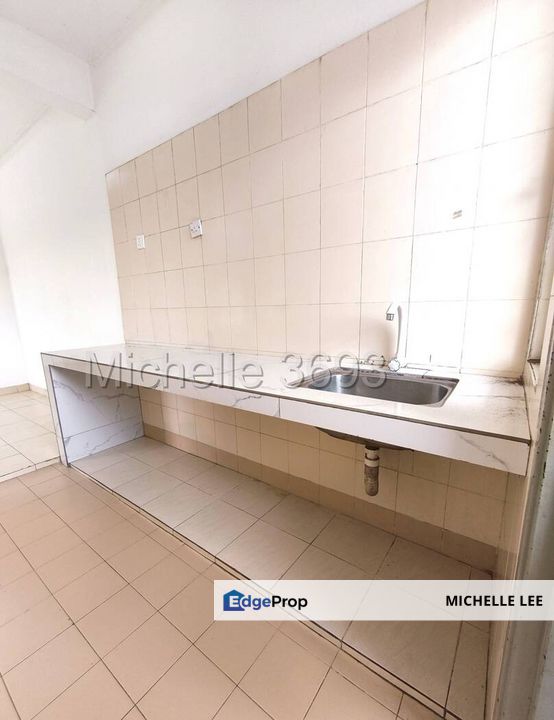 Pangsapuri Randa @ Kota Kemuning - Kitchen Table top & Well Kept, Selangor, Kota Kemuning