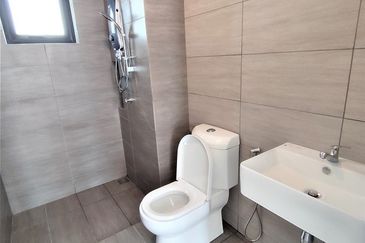 Amber Residence @ twentyfive.7