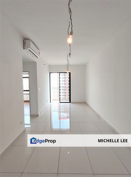 Corner Unit @ Amber Residence , Kota Kemuning - Partly Furnished , Selangor, Kota Kemuning