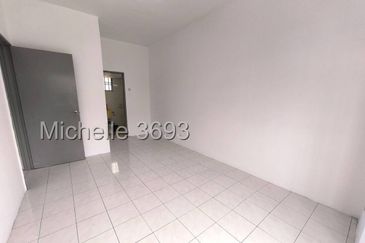 Pangsapuri Flora III