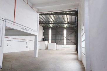 Apex Bizhub Desa Cemerlang