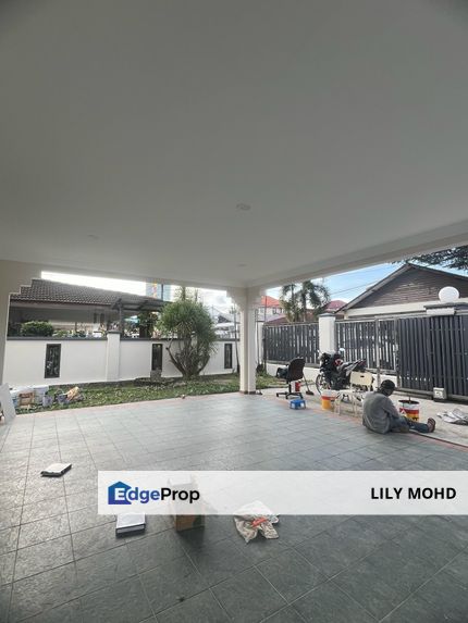 2 Storey Bungalow Tmn Melodies Newly Renovated CIQ, Johor, Johor Bahru