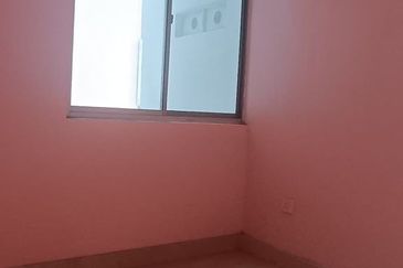 Condo AMADESA Desa Petaling