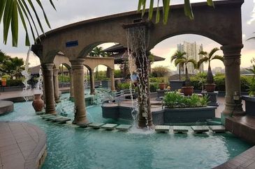 Condo AMADESA Desa Petaling