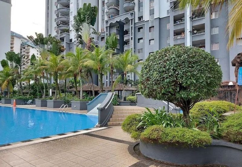 Condo AMADESA Desa Petaling