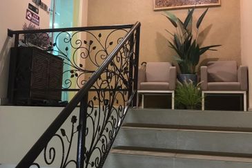 SOUTHKEY 3 STOREY SHOPLOT BLOCK D