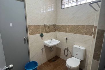 Terrace House - Taman Puteri Wangsa, Ulu Tiram