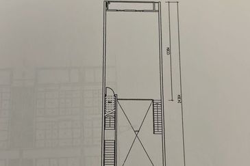 3 Storey Shop — Danga Utama