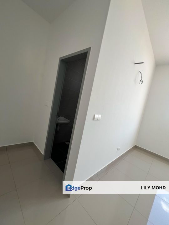 Rumah Kluster 2 Tingkat Mutiara Rini BUMI LOT , Johor, Johor Bahru