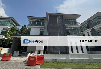 4 Storey Bungalow Straits View 5 minutes Danga Bay, Johor, Johor Bahru