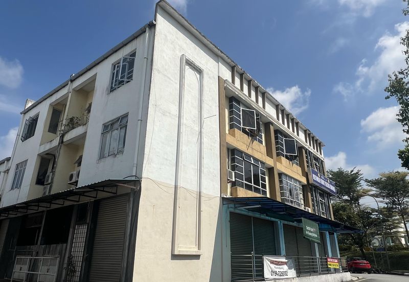 Renovated Ground Floor Shop Taman Impian Kluang