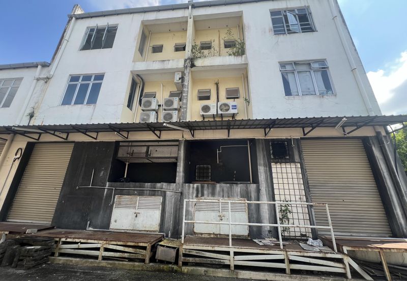 Renovated Ground Floor Shop Taman Impian Kluang