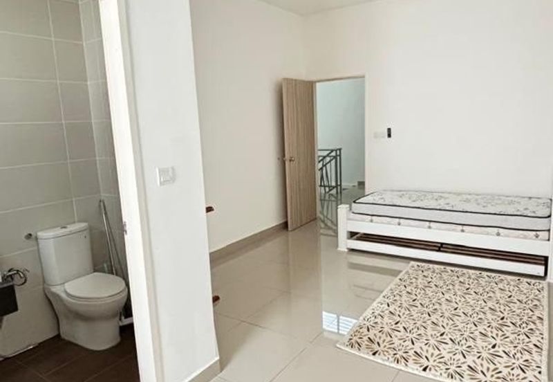 Double Storey Terrace Forest Heights SuperLink