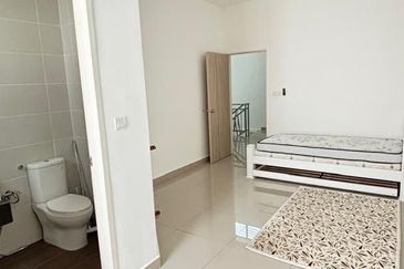 Double Storey Terrace Forest Heights SuperLink