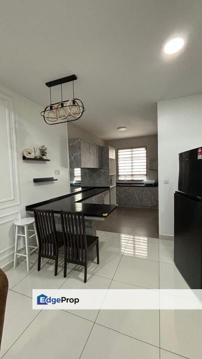 Double Storey Terrace Forest Heights SuperLink, Negeri Sembilan, Senawang