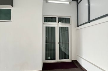 Double Storey Cluster | Taman Seri Austin