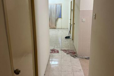 Apartment Kemuning, Taman Bunga Raya