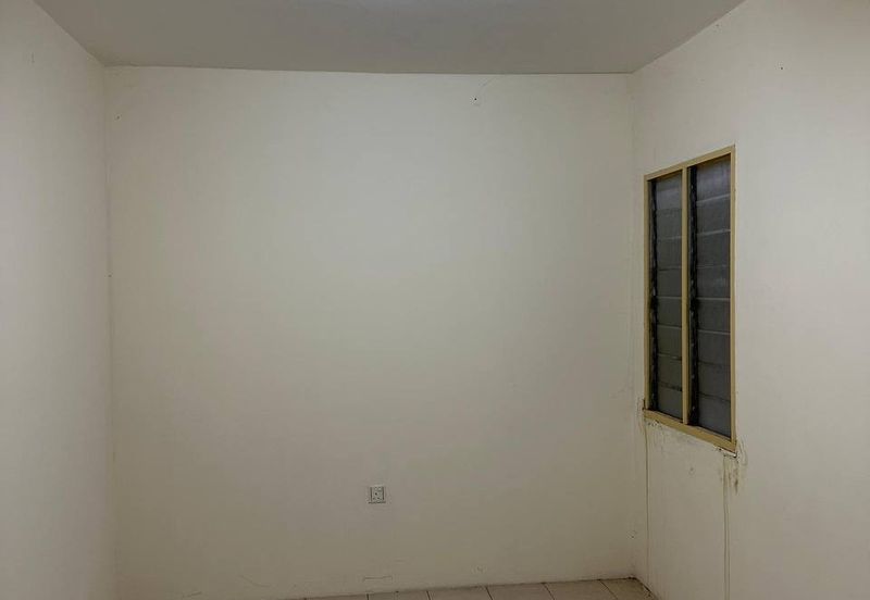 Apartment Kemuning, Taman Bunga Raya