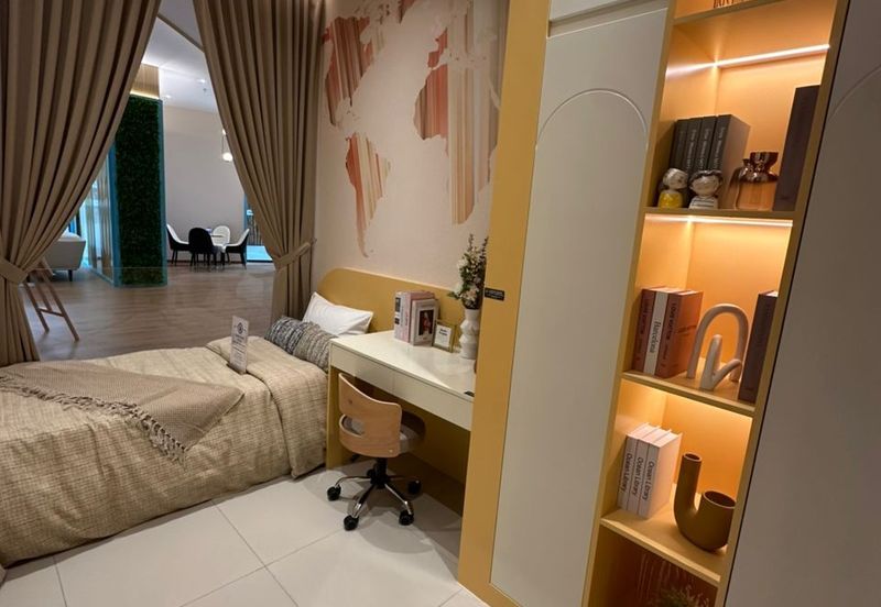 Service Apartment in Kota Iskandar Freehold 