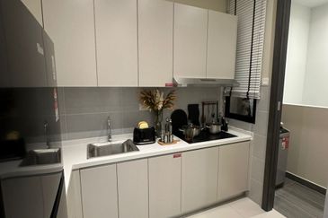 Service Apartment in Kota Iskandar Freehold 