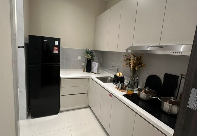 Service Apartment in Kota Iskandar Freehold 