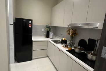 Service Apartment in Kota Iskandar Freehold 