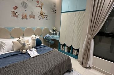 Service Apartment in Kota Iskandar Freehold 