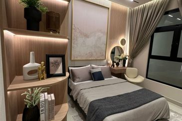 Service Apartment in Kota Iskandar Freehold 