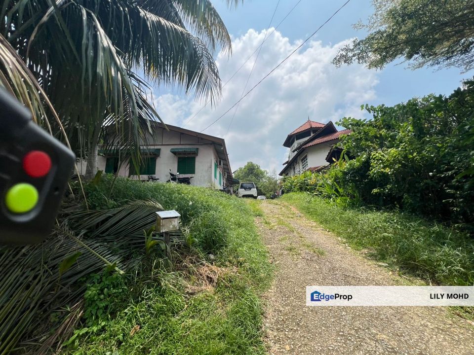 Residential Land with House Kg Melayu Jalan Melati, Johor, Johor Bahru
