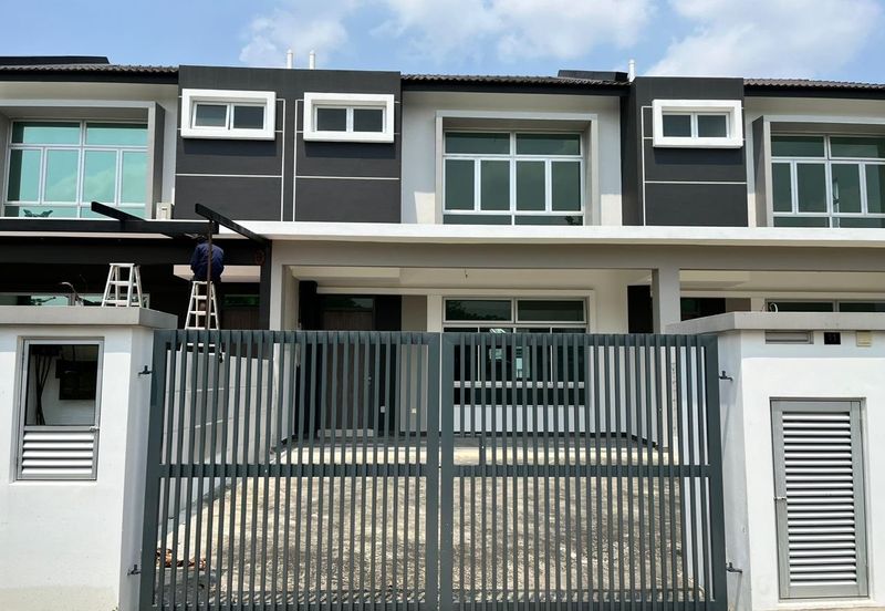 Iconia Garden Residence @ Taman Impian Emas