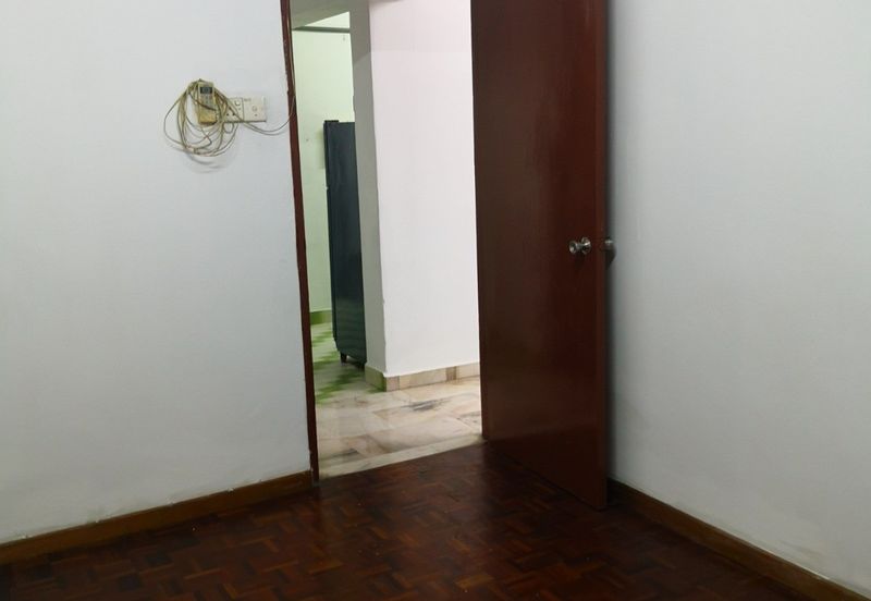 Pangsapuri Sri Siantan, Bukit Baru Melaka Untuk Dijual