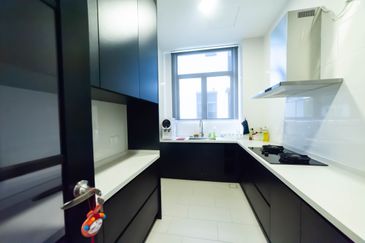 Aeres Eco Ardence Setia Alam 35x85 Semi D Renovated