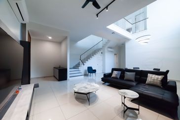 Aeres Eco Ardence Setia Alam 35x85 Semi D Renovated