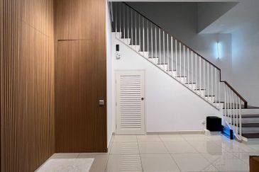 Full Furnished Corner Aeres Eco Ardence 