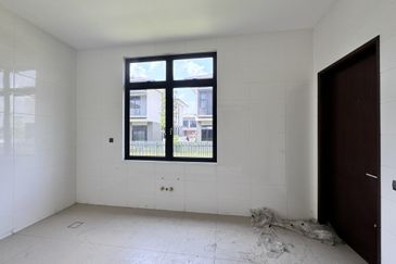 Corner lot Extra Land for Extension Bungalow @ Dremien Eco Ardence Setia Alam