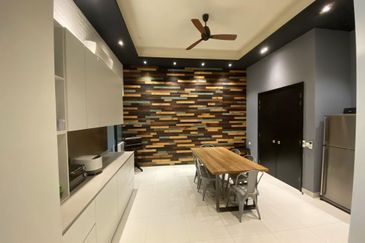 Duta Villa, Setia Alam